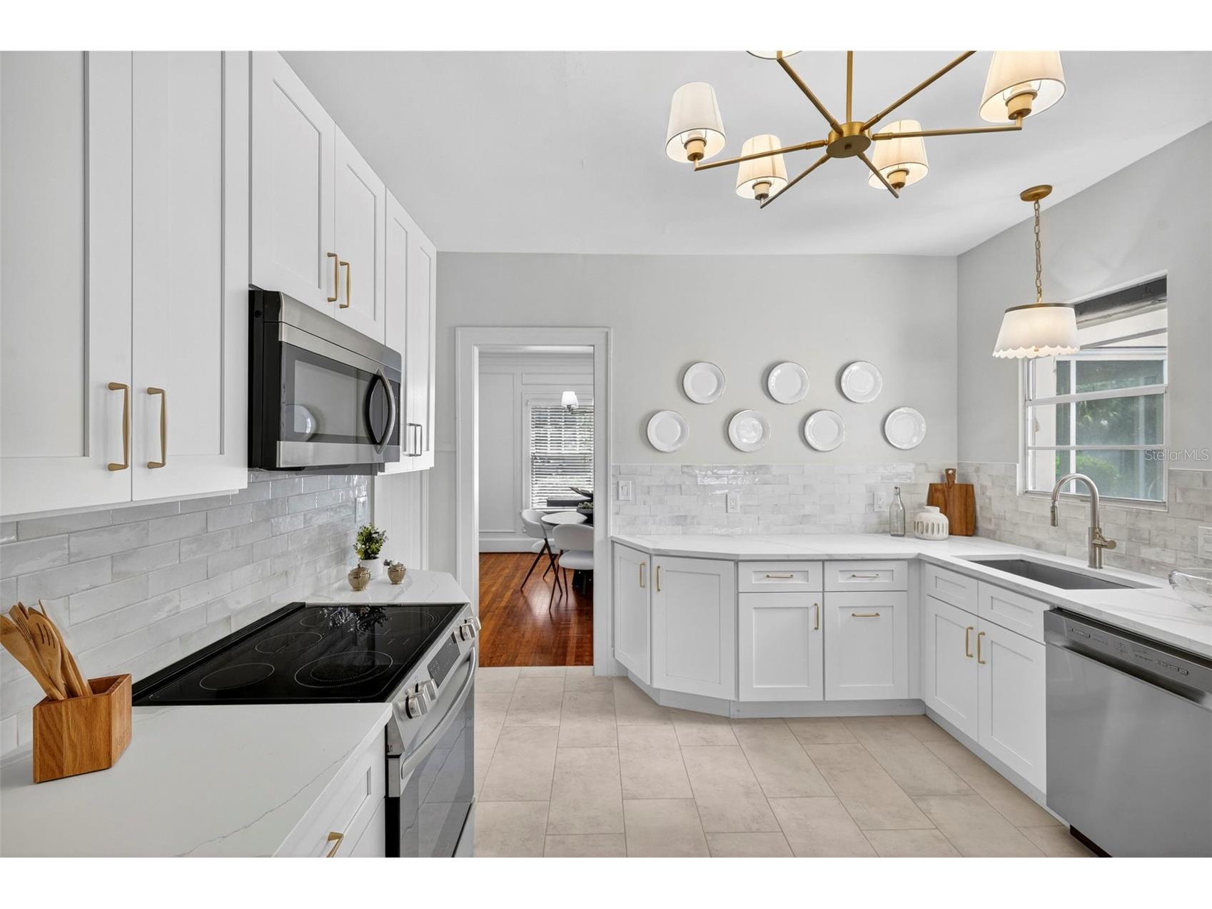7602 Dartmouth Avenue N Saint Petersburg FL 33710 TB8509967 image7