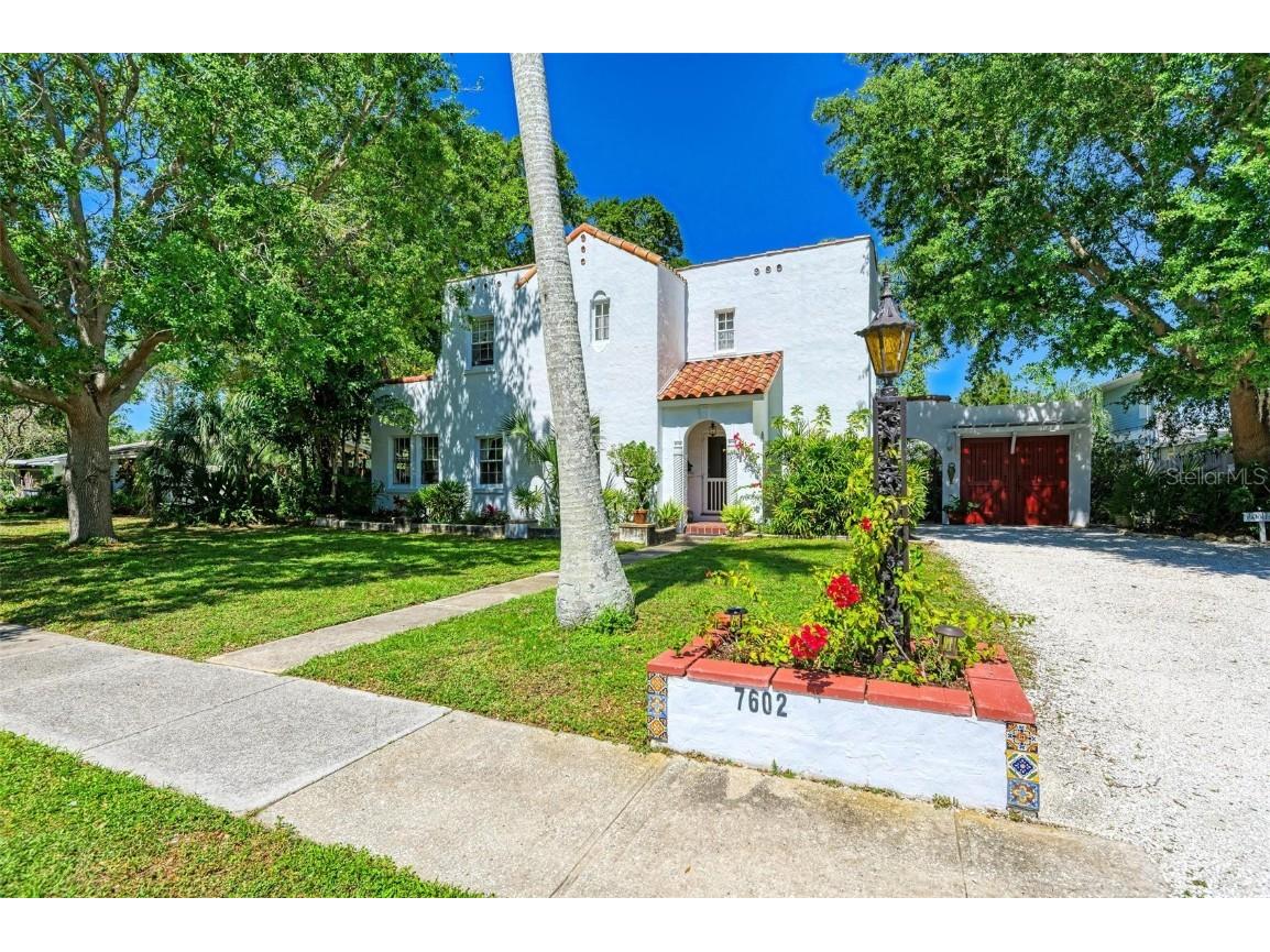 7602 Senrab Drive Bradenton FL 34209 A4592869 image1