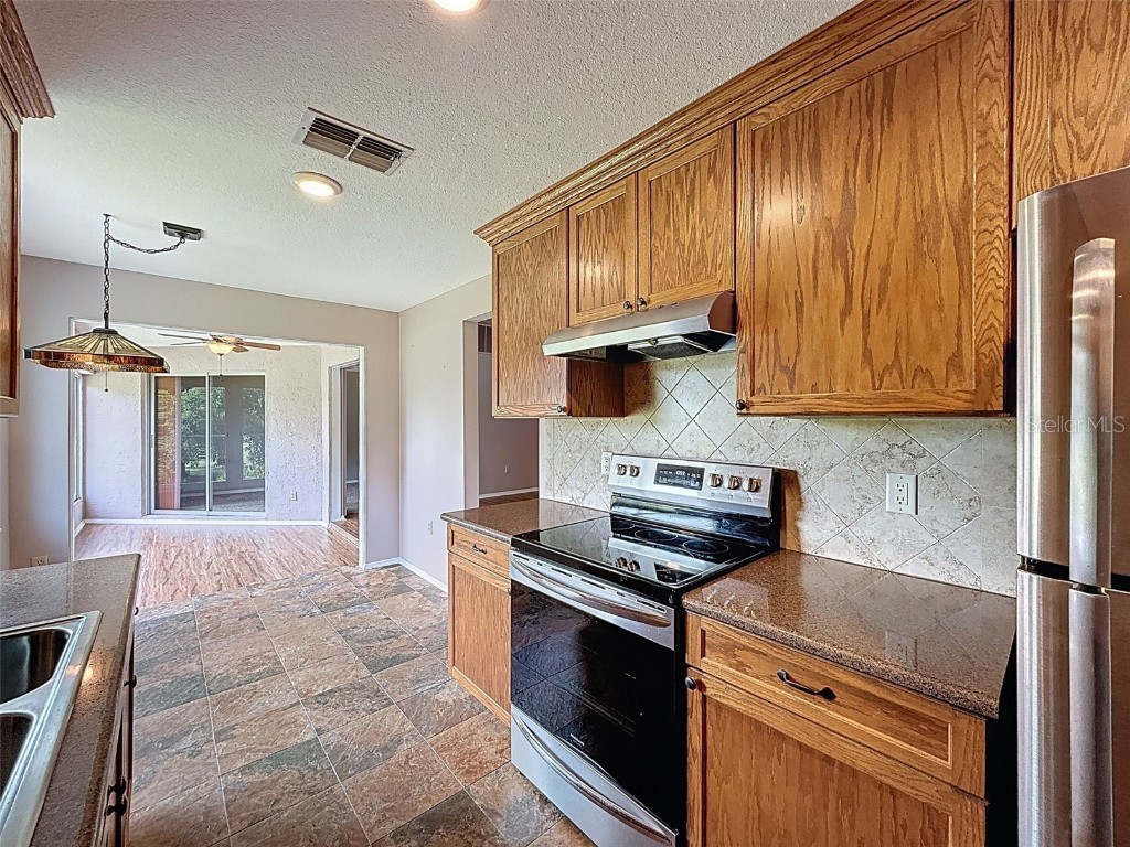 7602 St Andrews Boulevard #7596-C Weeki Wachee FL 34613 W7877352 image33