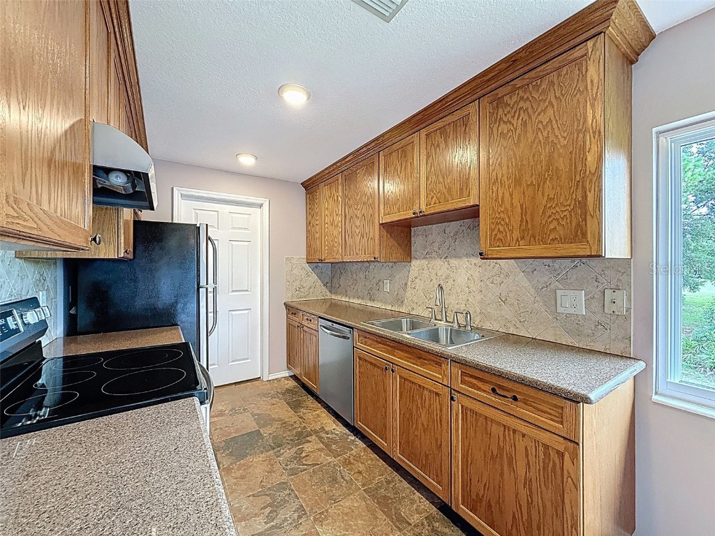 7602 St Andrews Boulevard #7596-C Weeki Wachee FL 34613 W7877352 image40