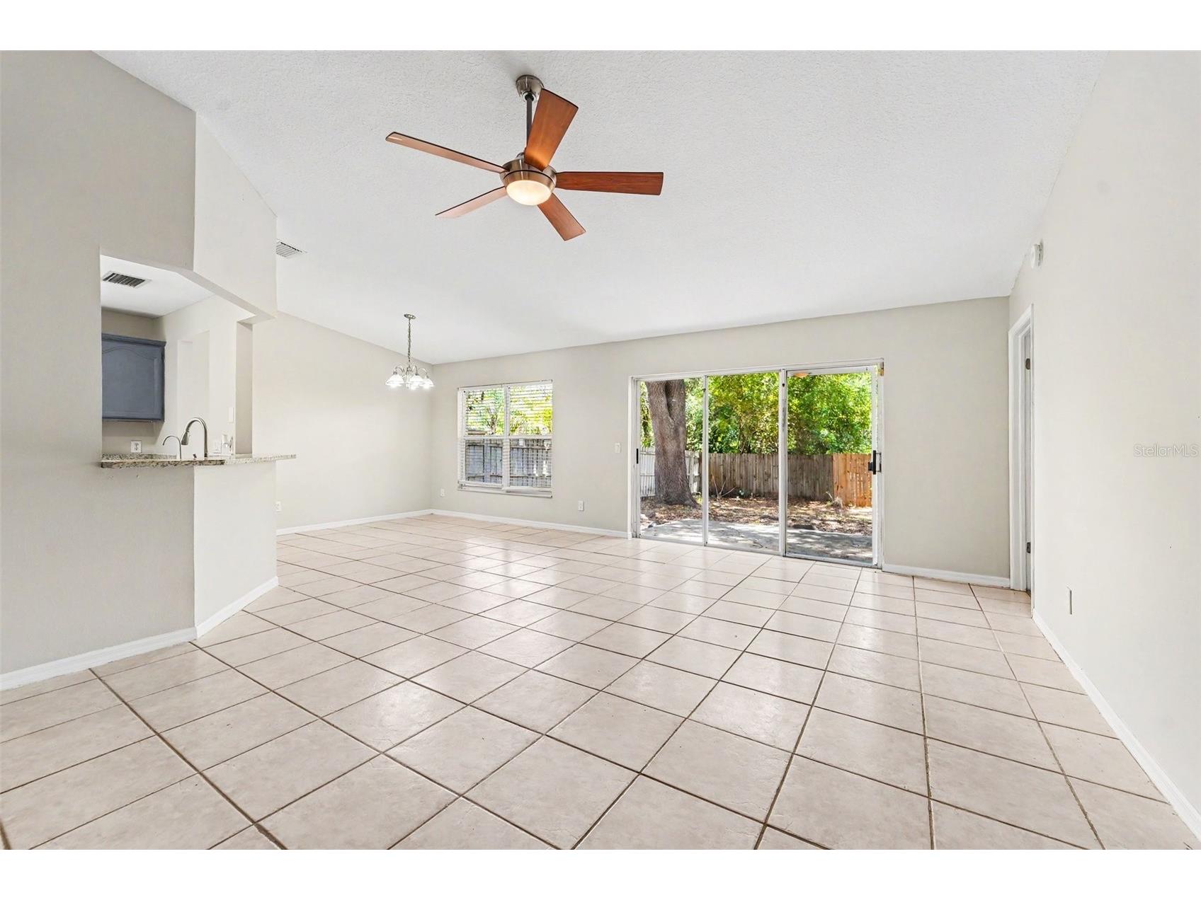 7603 Savannah Lane Tampa FL 33637 O6408675 image5