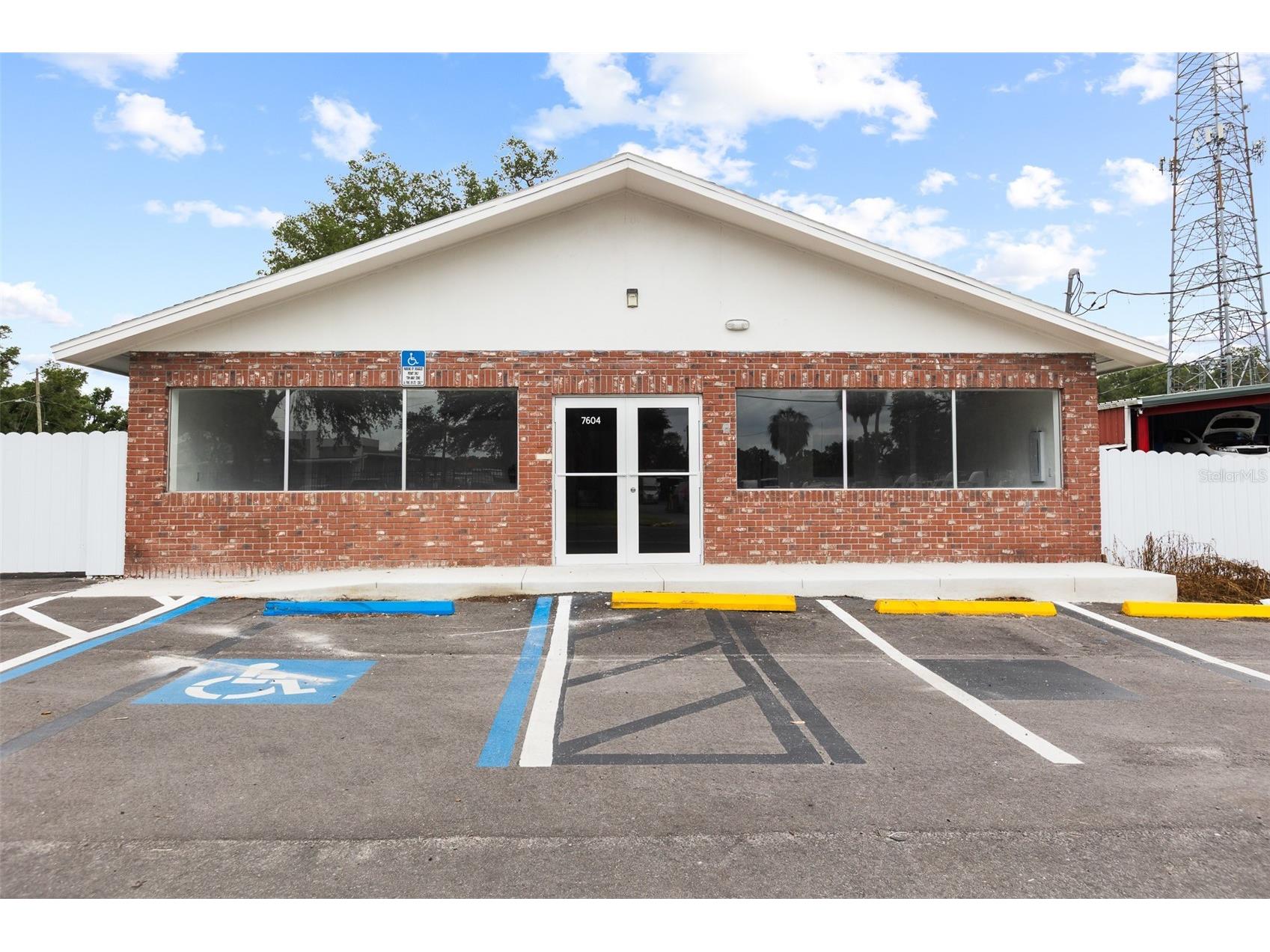 7604 E Broadway Avenue Tampa FL 33619 TB8514816 image2