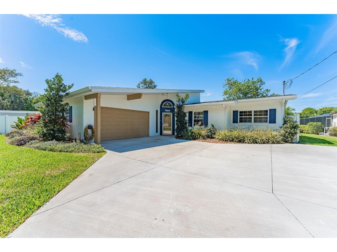 7604 Lakeside Boulevard Tampa FL 33614 - EGYPT LAKE T3433764 image1