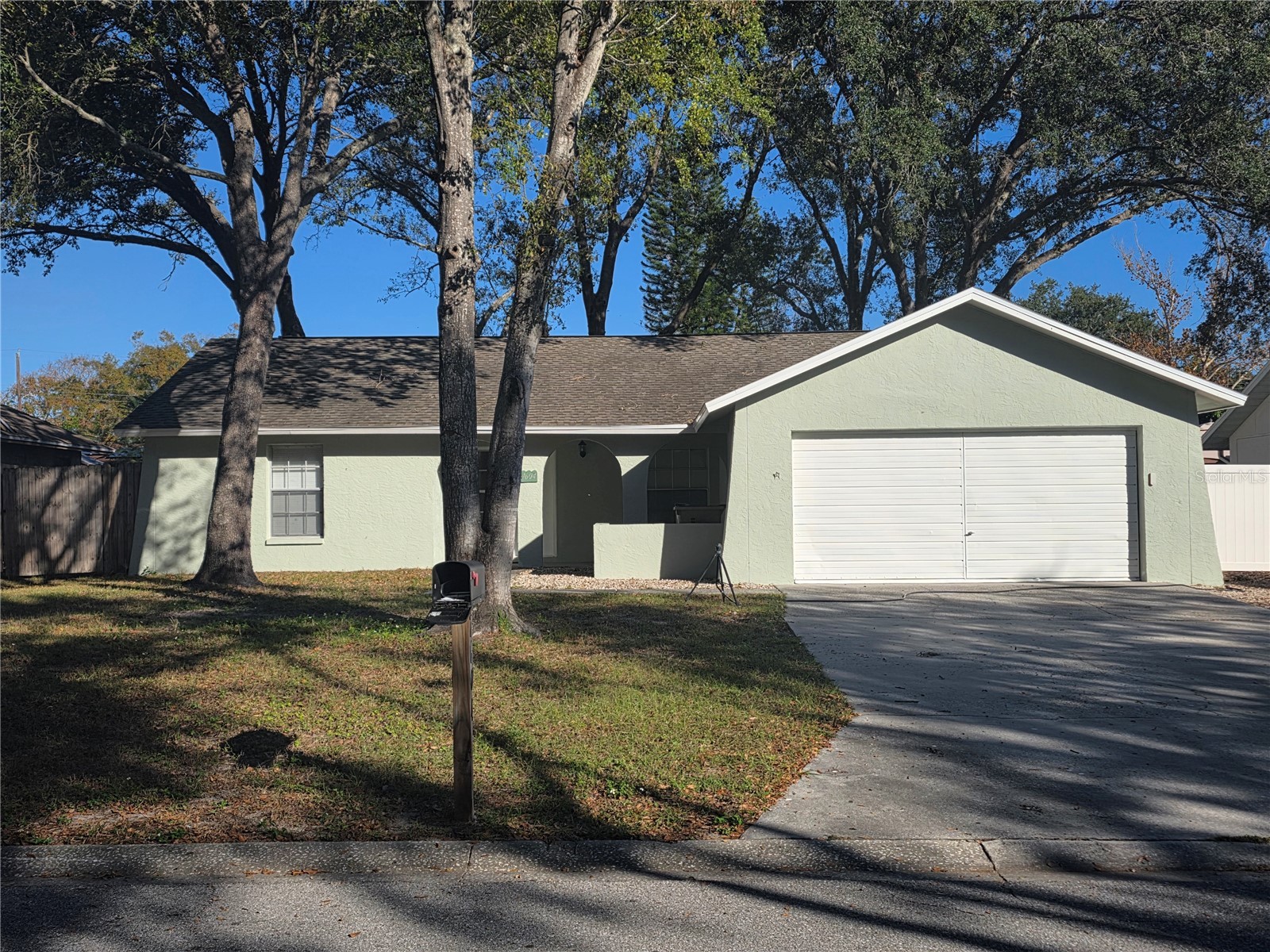 7604 N Sanibel Circle Temple Terrace FL 33637 TB8458280 image1