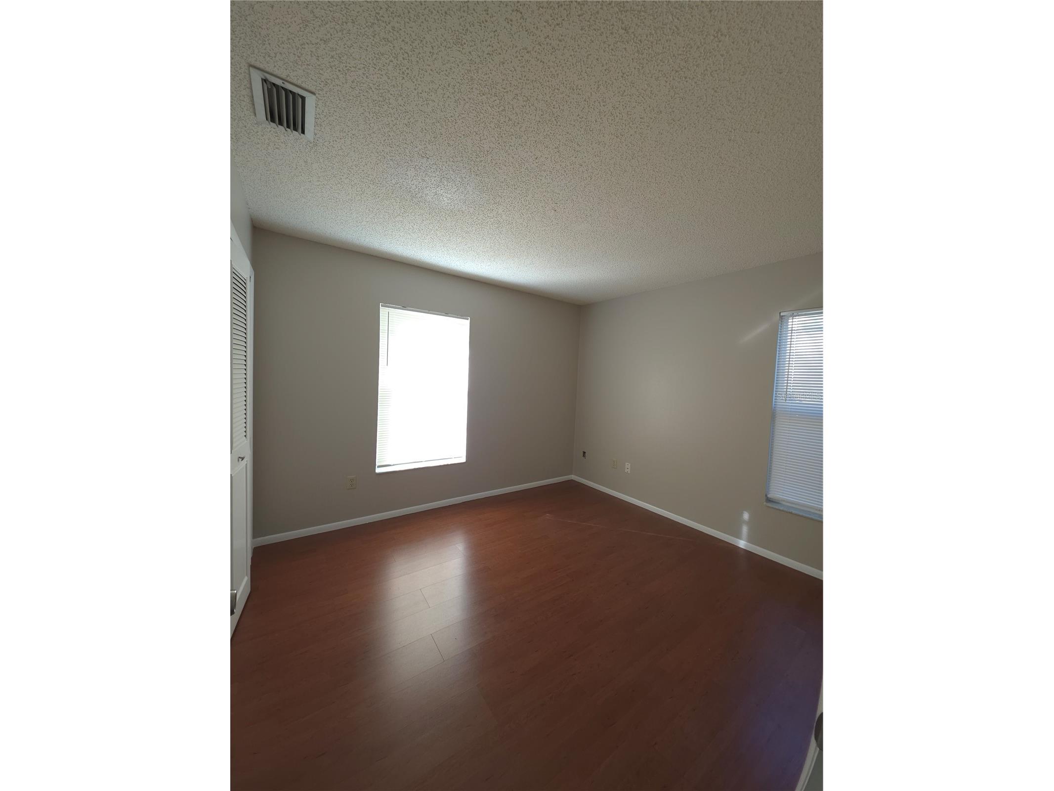 7604 N Sanibel Circle Temple Terrace FL 33637 TB8458280 image16