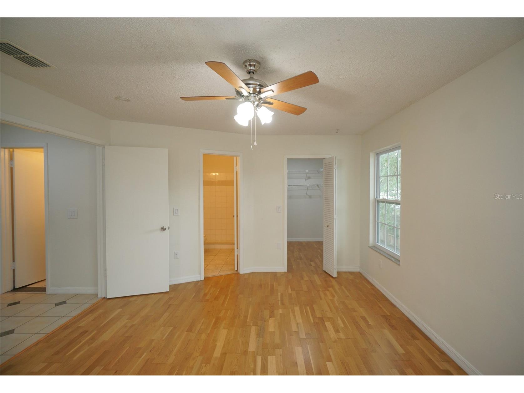 7605 Glades Court Tampa FL 33637 TB8526393 image17
