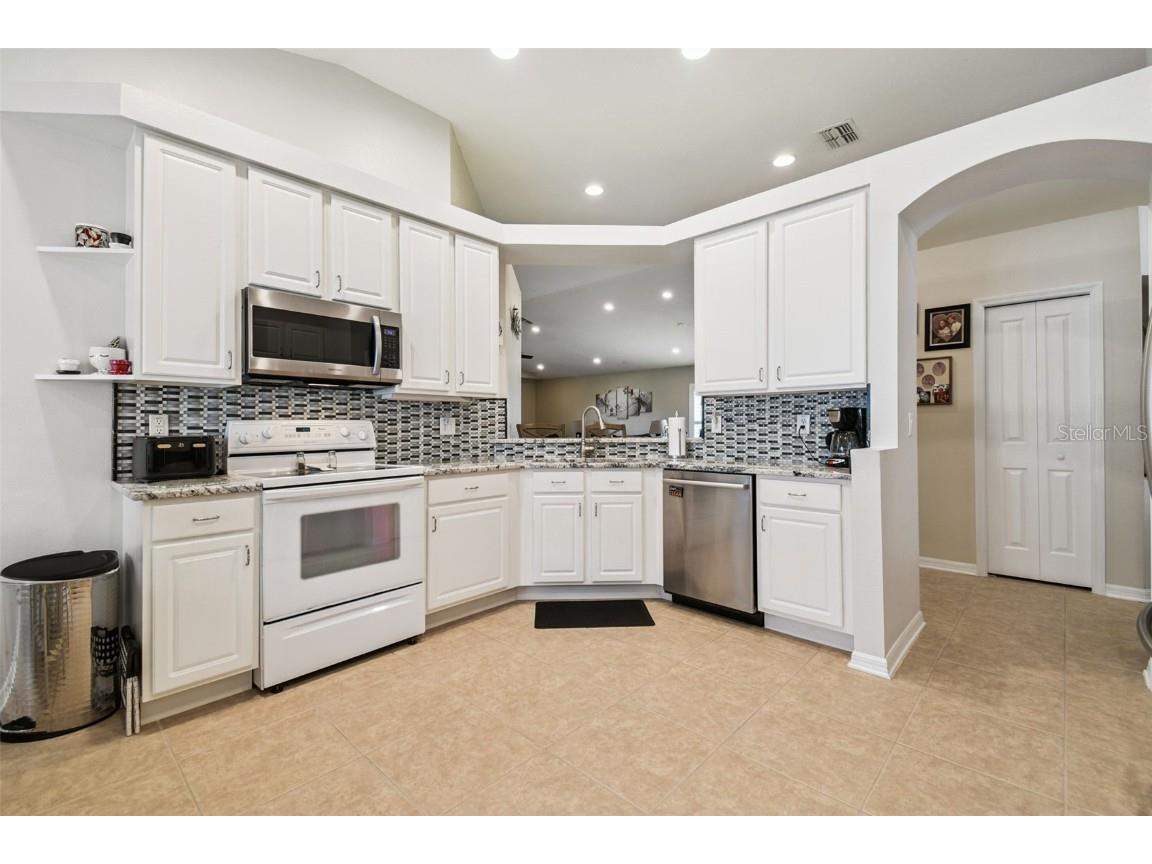 7605 Kinnow Court Land O Lakes FL 34637 W7877743 image18