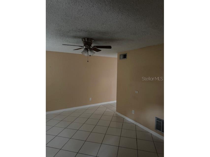 7605 W Deleon Court Tampa FL 33615 TB8386572 image11