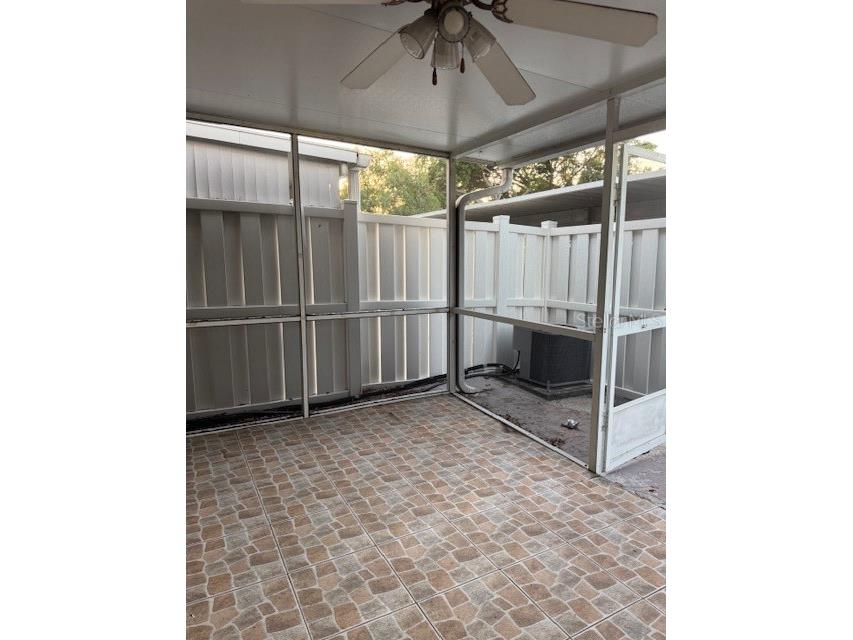 7605 W Deleon Court Tampa FL 33615 TB8386572 image5