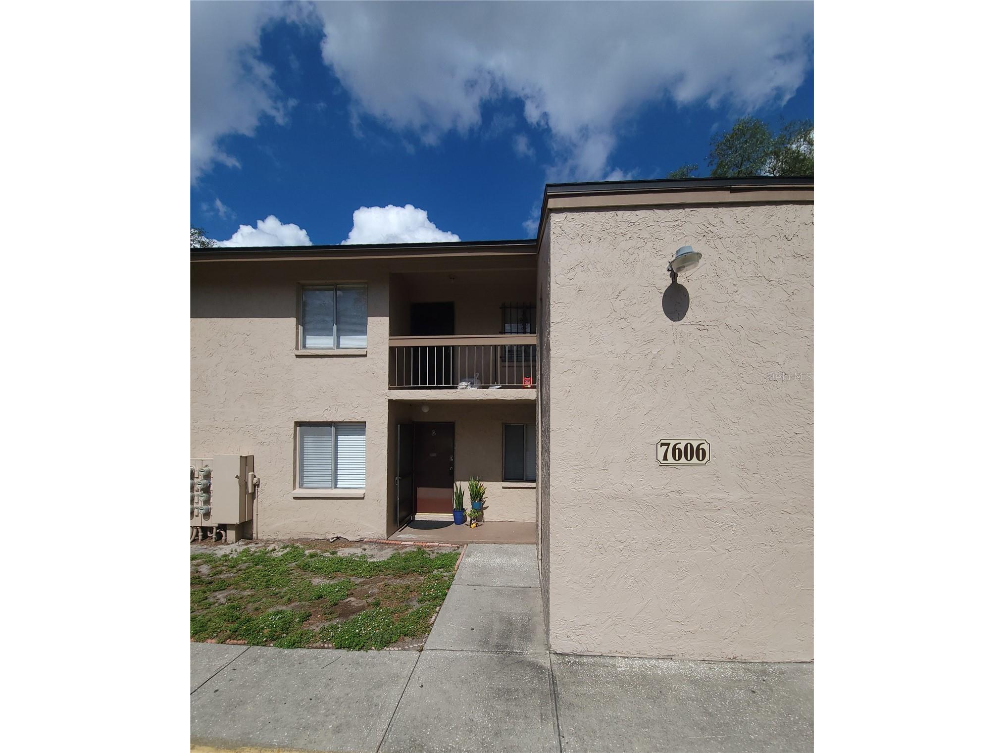7606 Abbey Lane #208 Tampa FL 33617 TB8511853 image1