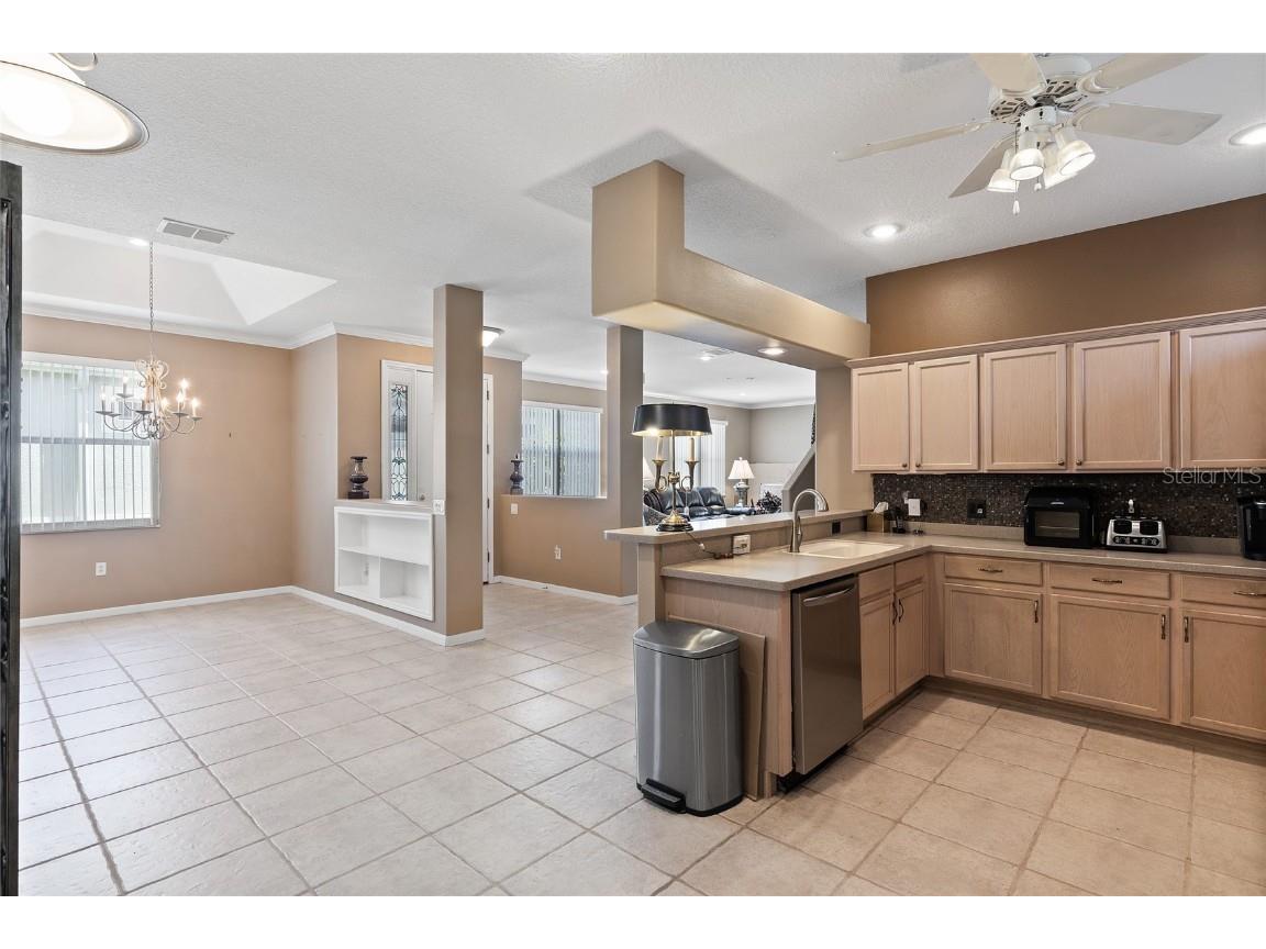 7606 Berna Lane Land O Lakes FL 34637 W7881710 image5