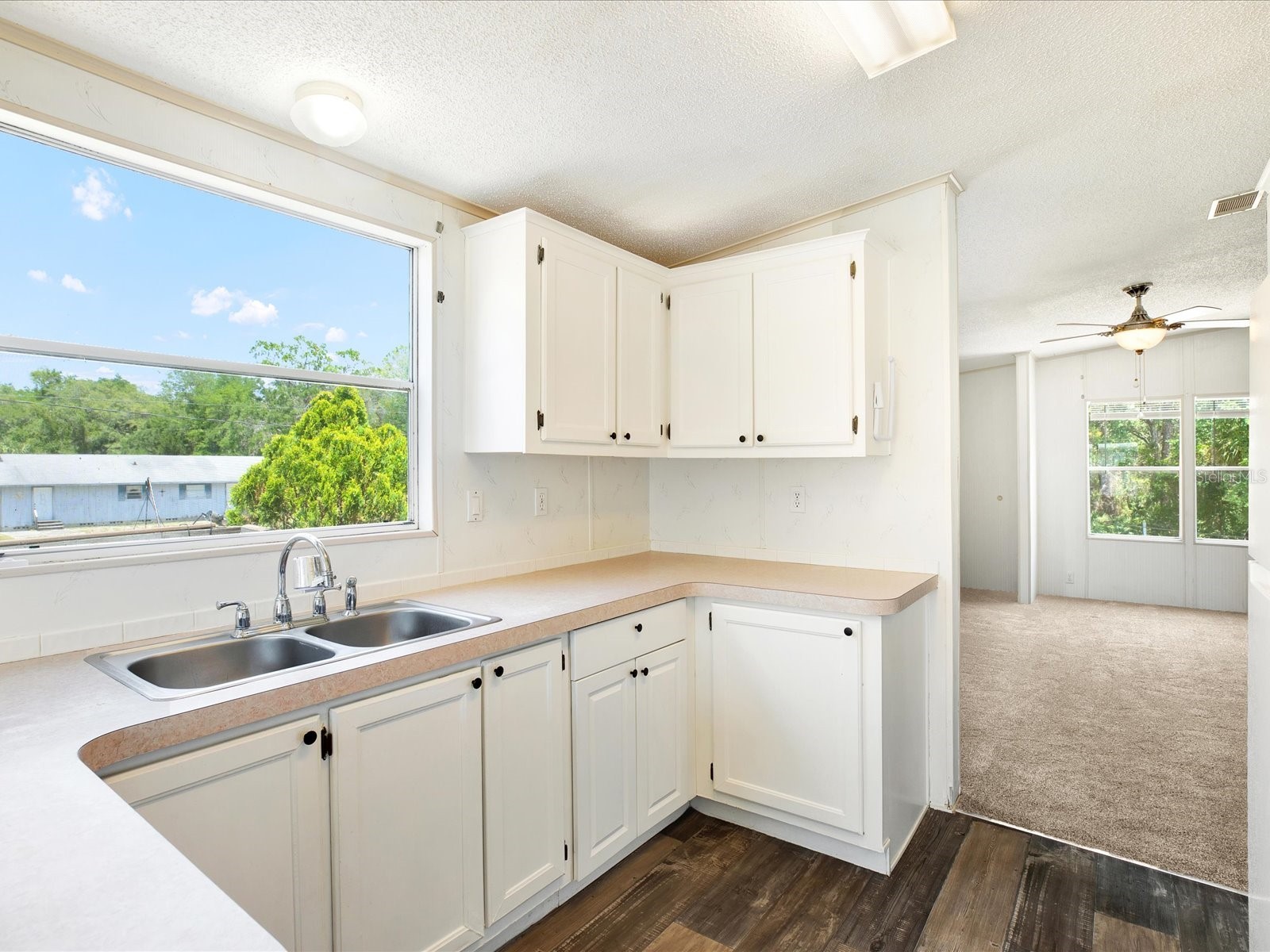 7606 Detroit Avenue Hudson FL 34667 W7887507 image4