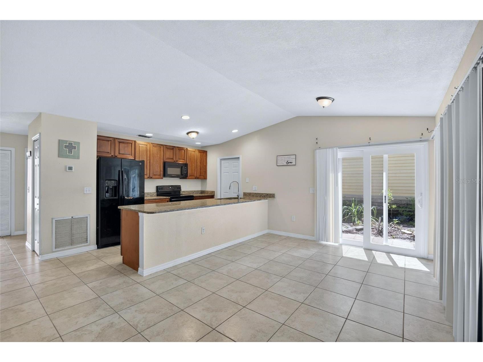 7606 Leon Avenue Tampa FL 33637 TB8511862 image3