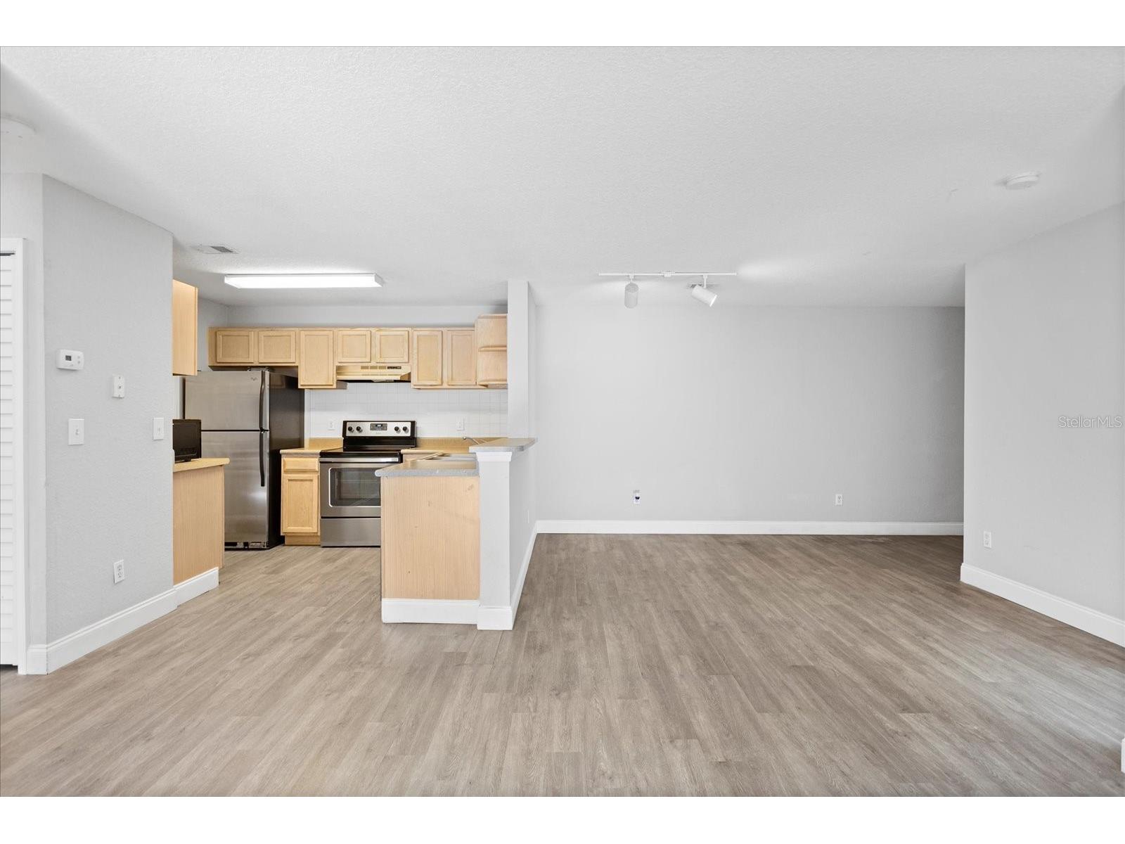 7606 Pissarro Drive #104 Orlando FL 32819 - Big Sand Lake O6398356 image10