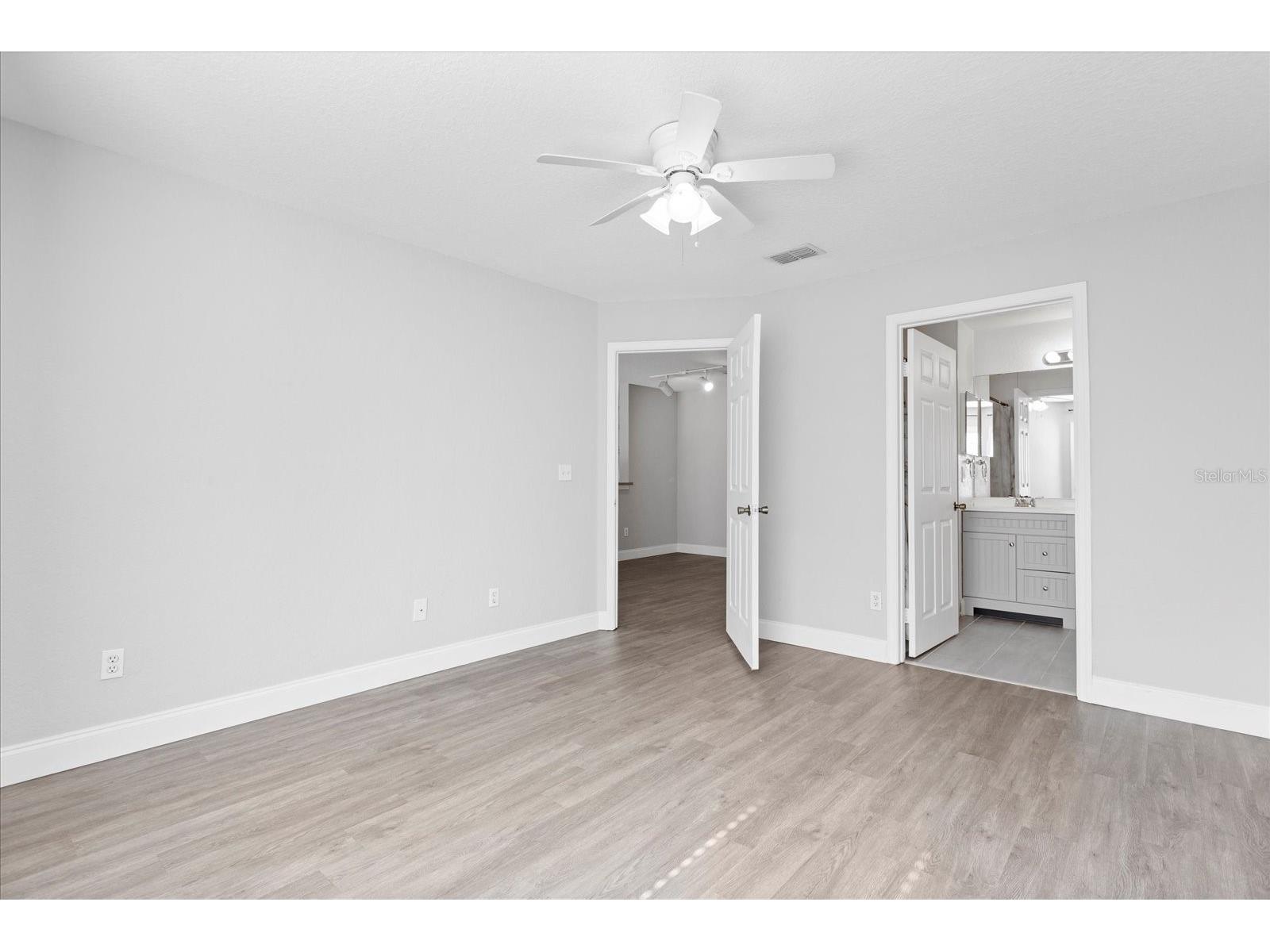 7606 Pissarro Drive #104 Orlando FL 32819 - Big Sand Lake O6398356 image15