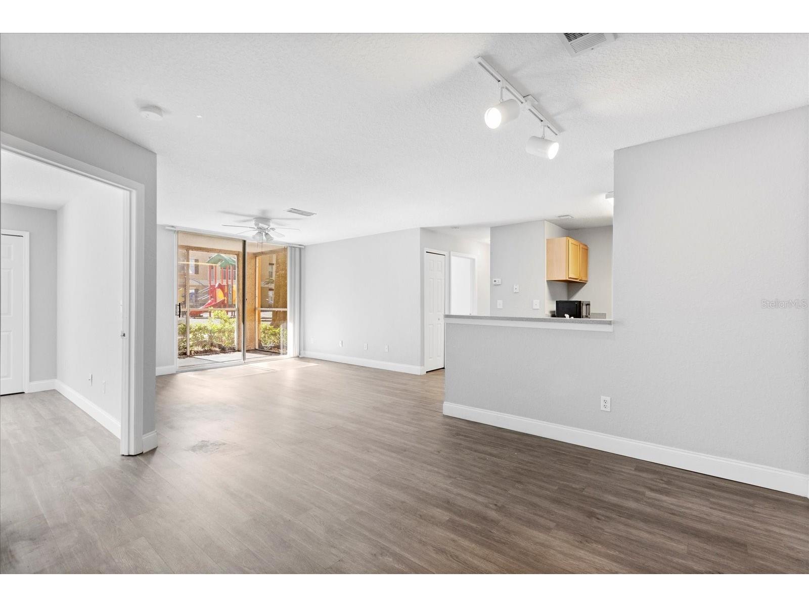 7606 Pissarro Drive #104 Orlando FL 32819 - Big Sand Lake O6398356 image3