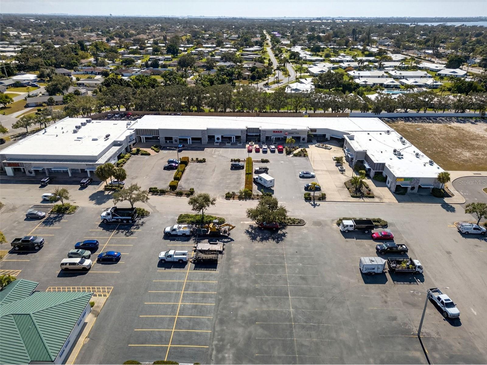 7607 4th Avenue W Bradenton FL 34209 A4672502 image40