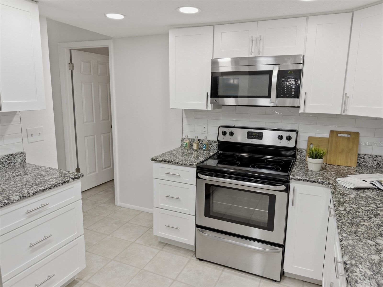 7607 Bramblewood Drive Port Richey FL 34668 W7886133 image18