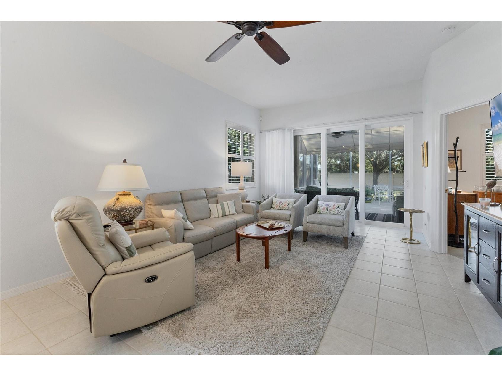 7607 Preserves Court Sarasota FL 34243 A4691780 image3