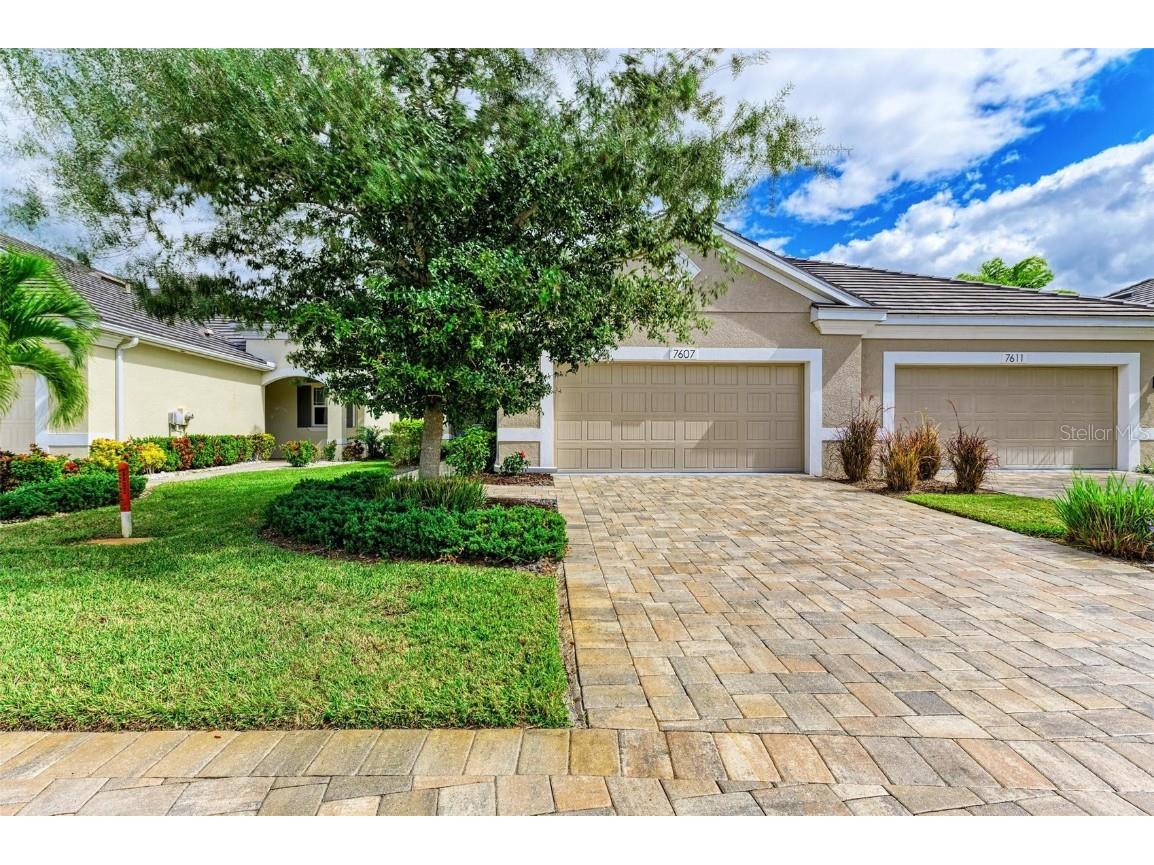 7607 Registrar Way Sarasota FL 34243 A4587052 image1