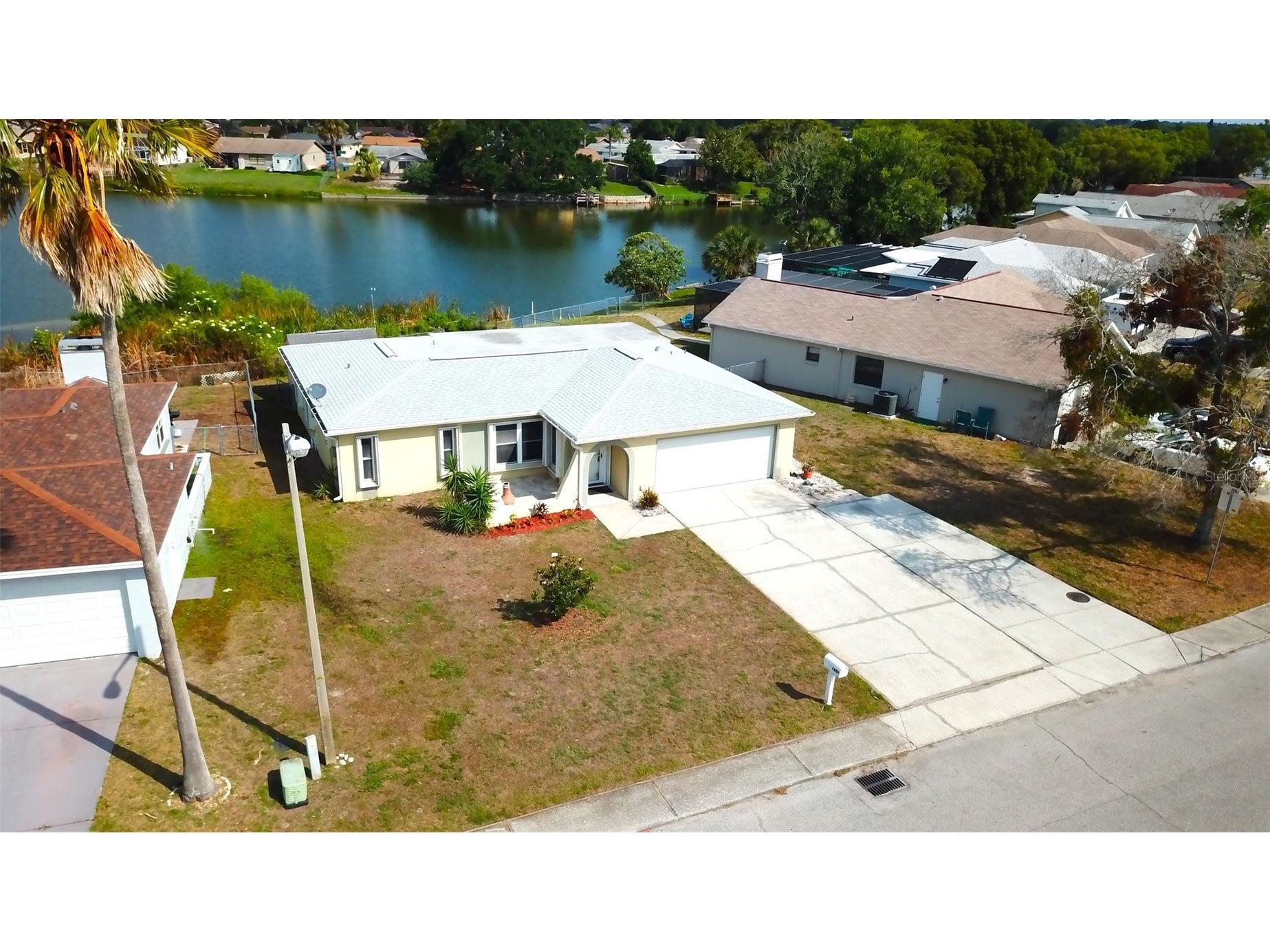 7607 Vienna Lane Port Richey FL 34668 - LAKE CHRISTINA W7885631 image2
