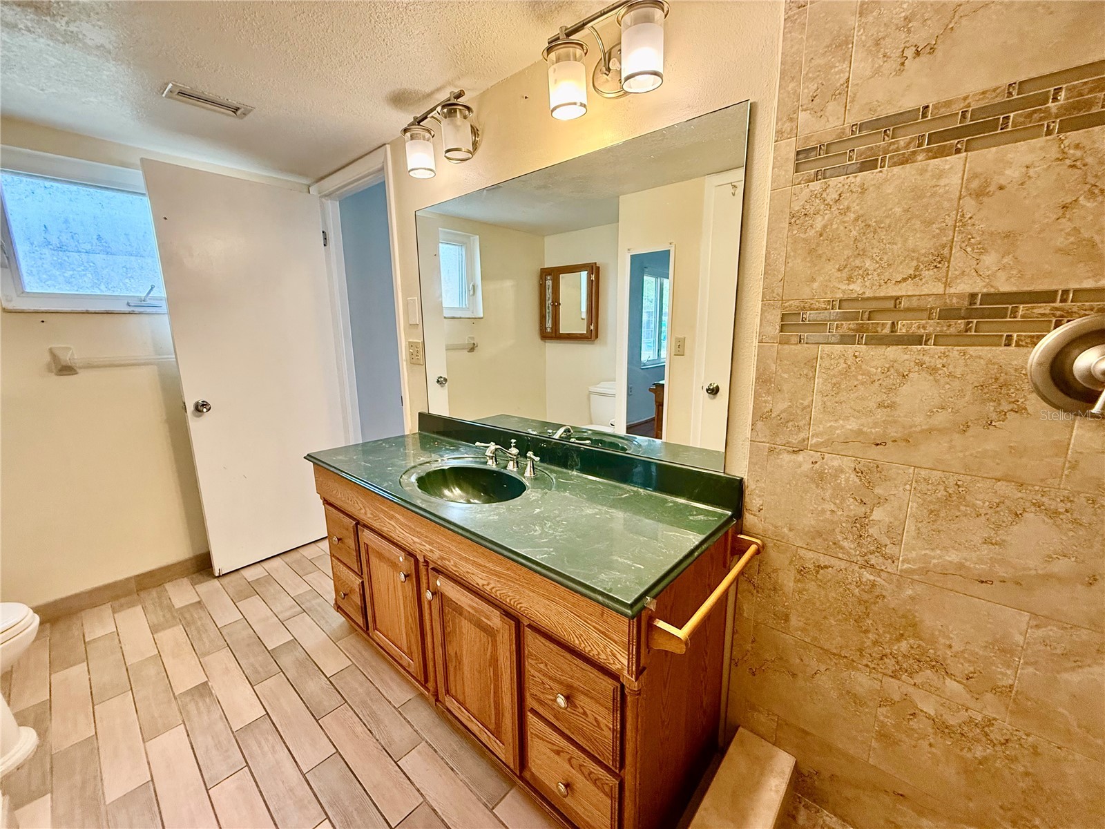 7607 Vienna Lane Port Richey FL 34668 - LAKE CHRISTINA W7885631 image9