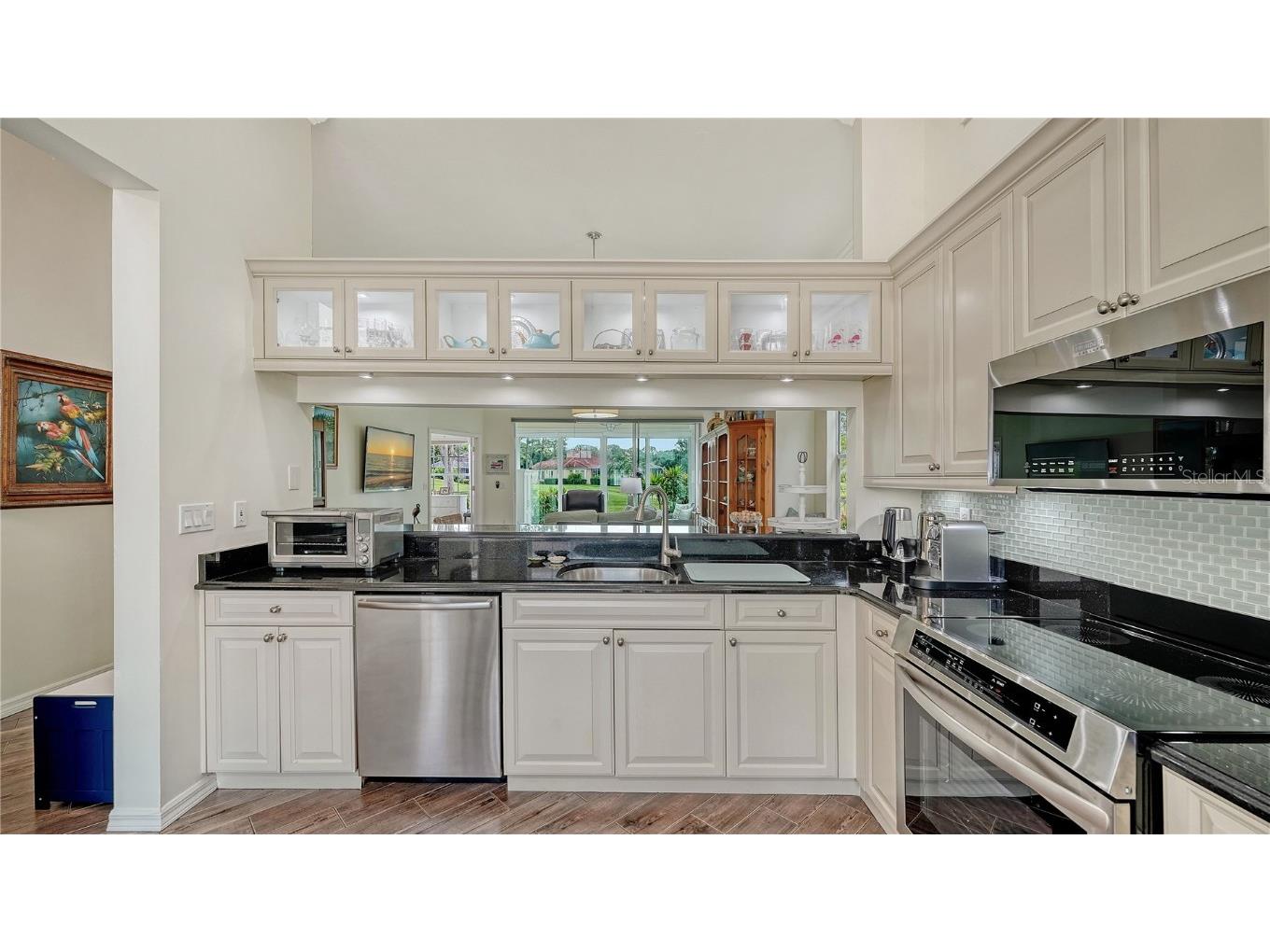 7607 Whitebridge Glen University Park FL 34201 A4662705 image17