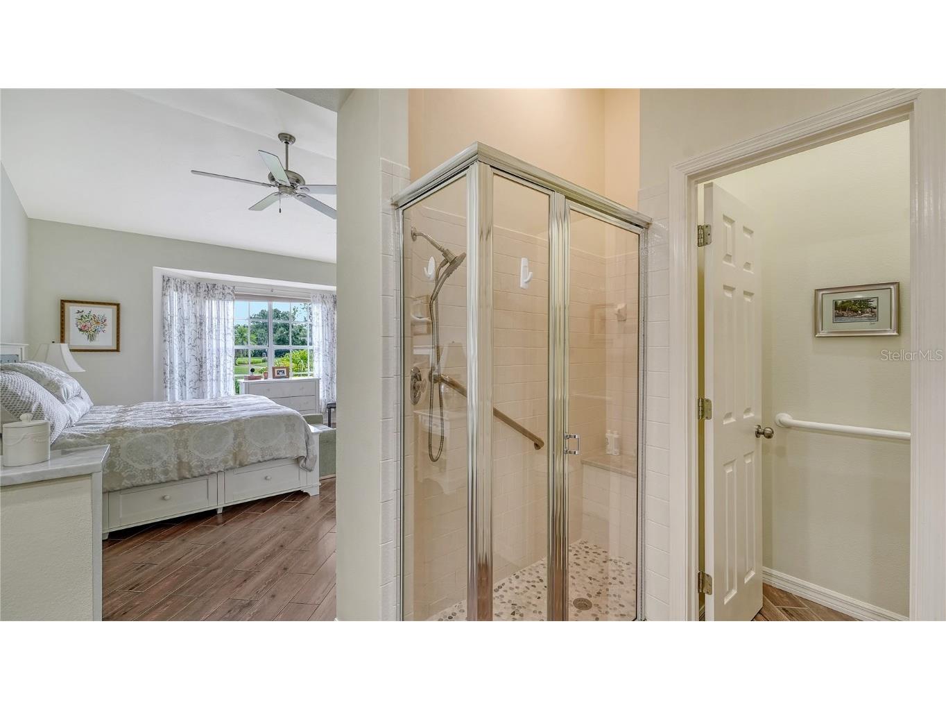 7607 Whitebridge Glen University Park FL 34201 A4662705 image27