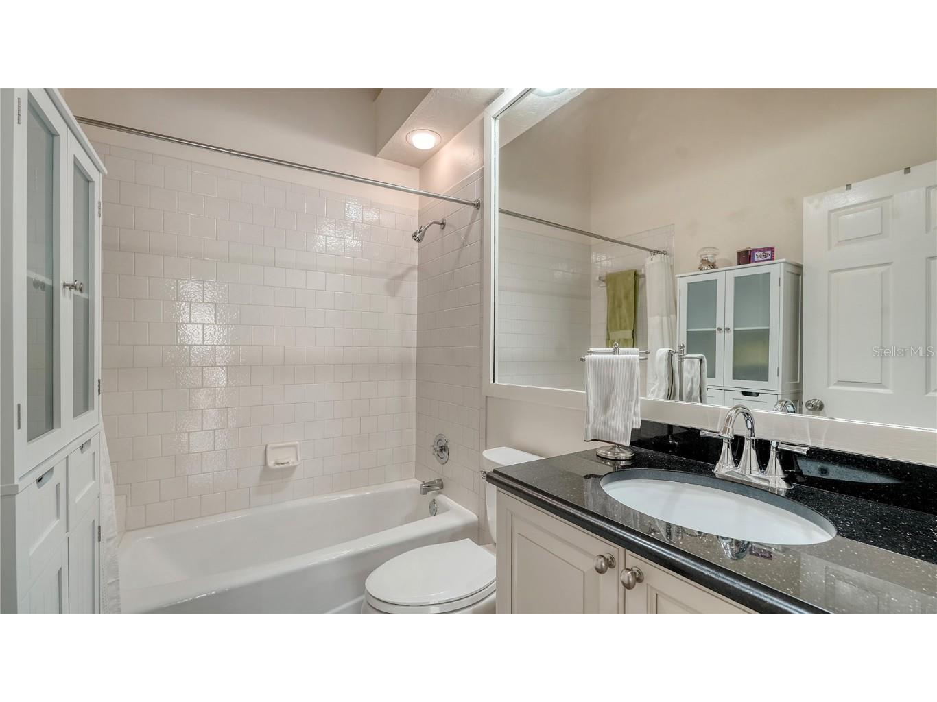 7607 Whitebridge Glen University Park FL 34201 A4662705 image29