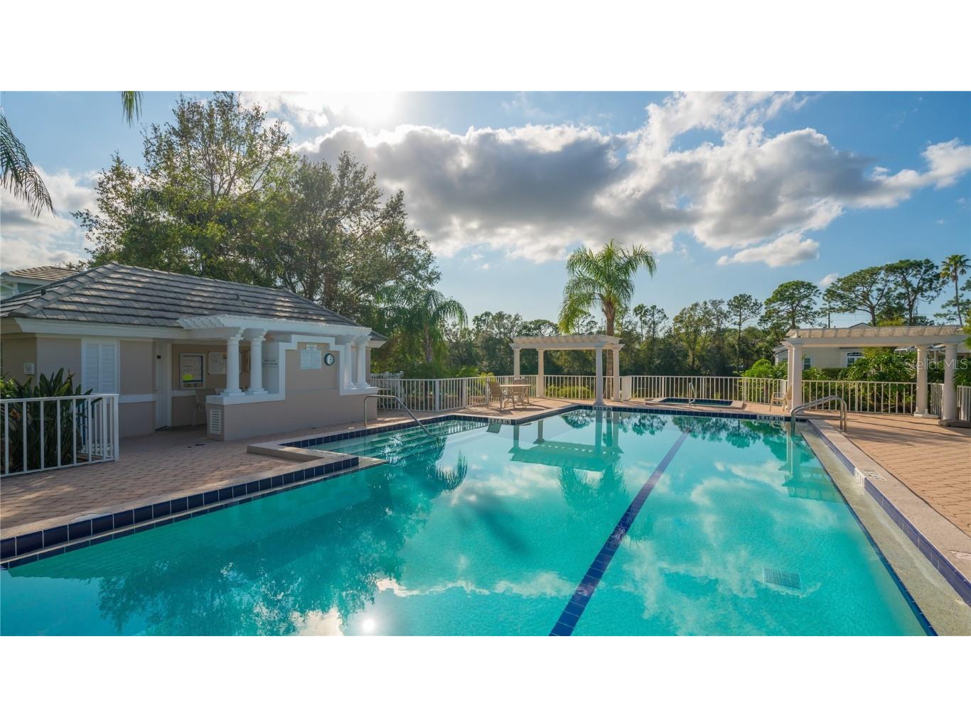 7607 Whitebridge Glen University Park FL 34201 A4662705 image84