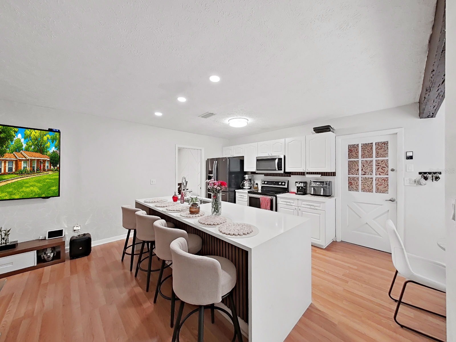 7608 Barry Road Tampa FL 33615 TB8489473 image19