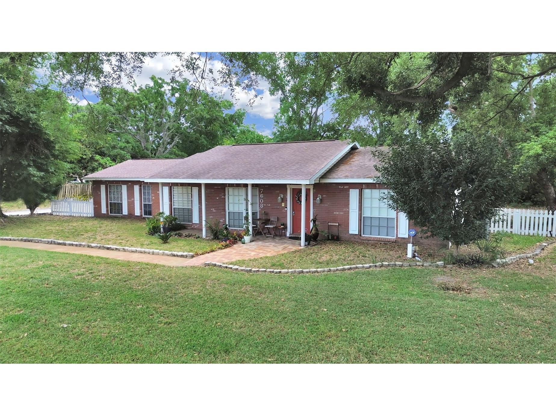 7608 Barry Road Tampa FL 33615 TB8489473 image2