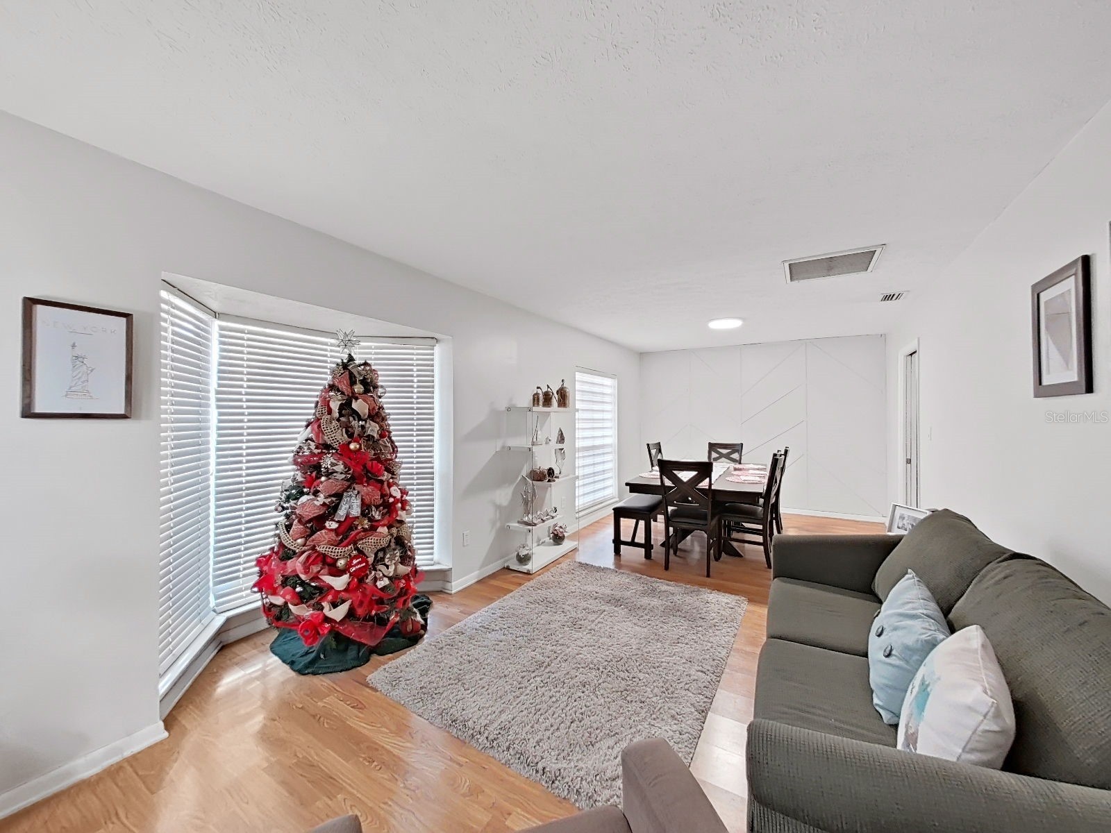 7608 Barry Road Tampa FL 33615 TB8489473 image41
