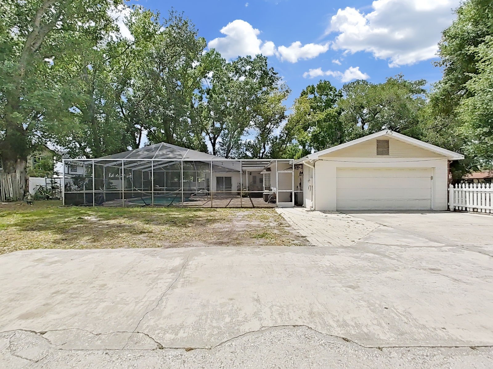 7608 Barry Road Tampa FL 33615 TB8489473 image6