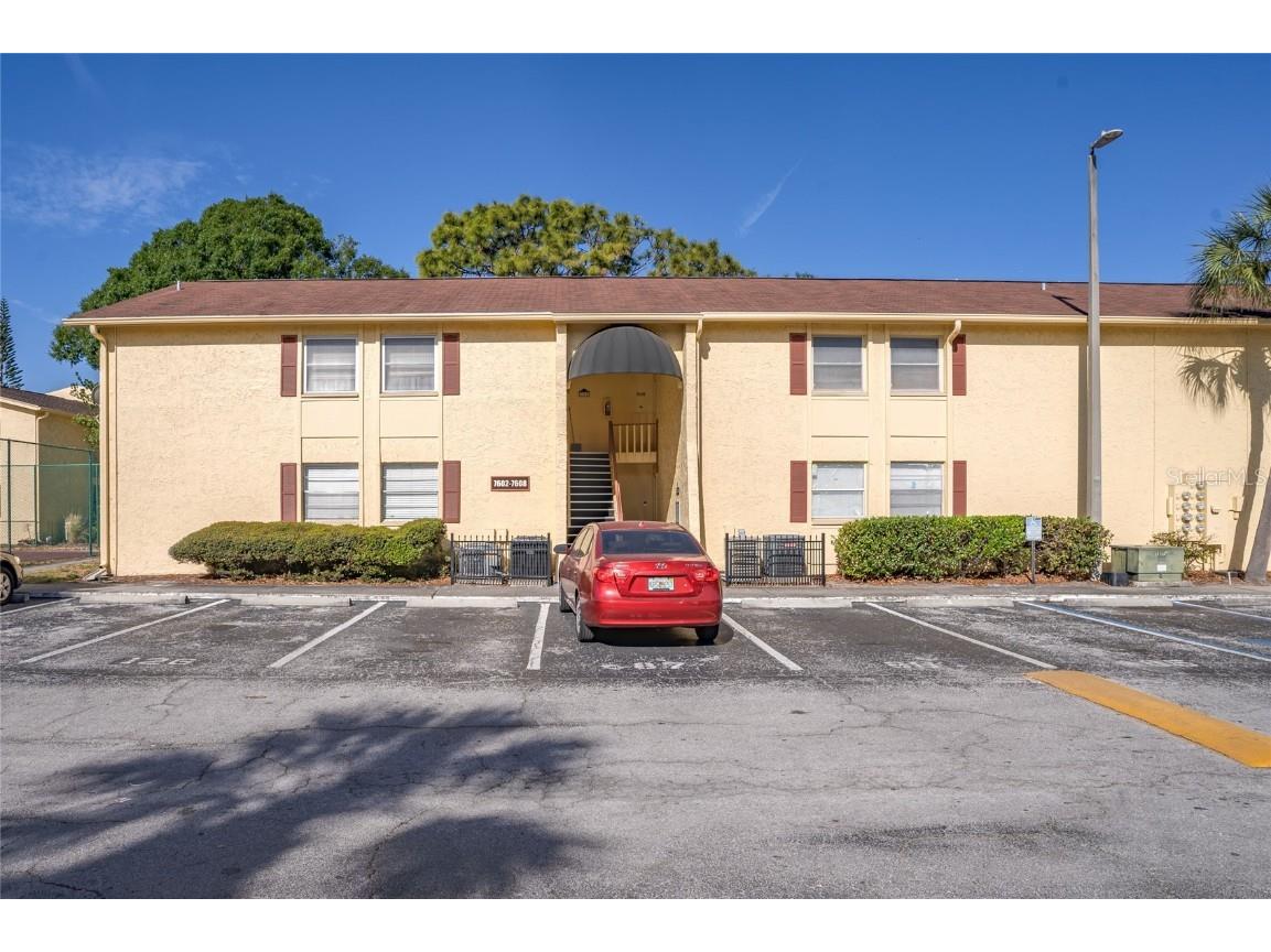 7608 Camarina Calle #1 Tampa FL 33615 T3437066 image1