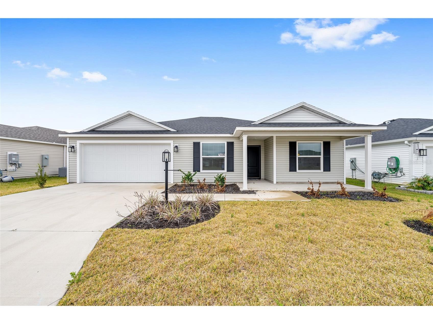 7608 Daniel Hearns Way The Villages FL 34762 OM719832 image1