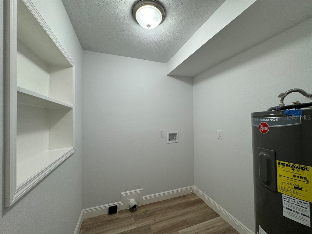 7608 Lakeside Boulevard Tampa FL 33614 TB8433449 image25