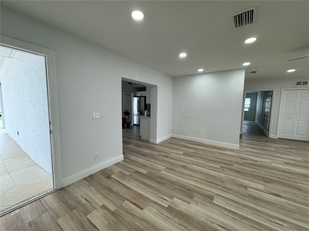 7608 Lakeside Boulevard Tampa FL 33614 TB8433449 image32