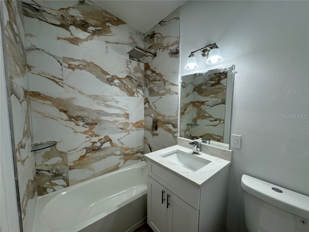 7608 Lakeside Boulevard Tampa FL 33614 TB8433449 image35