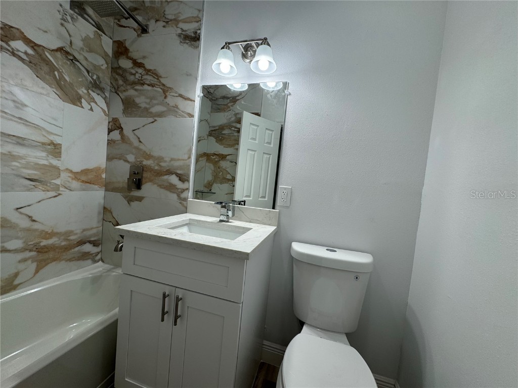 7608 Lakeside Boulevard Tampa FL 33614 TB8433449 image37