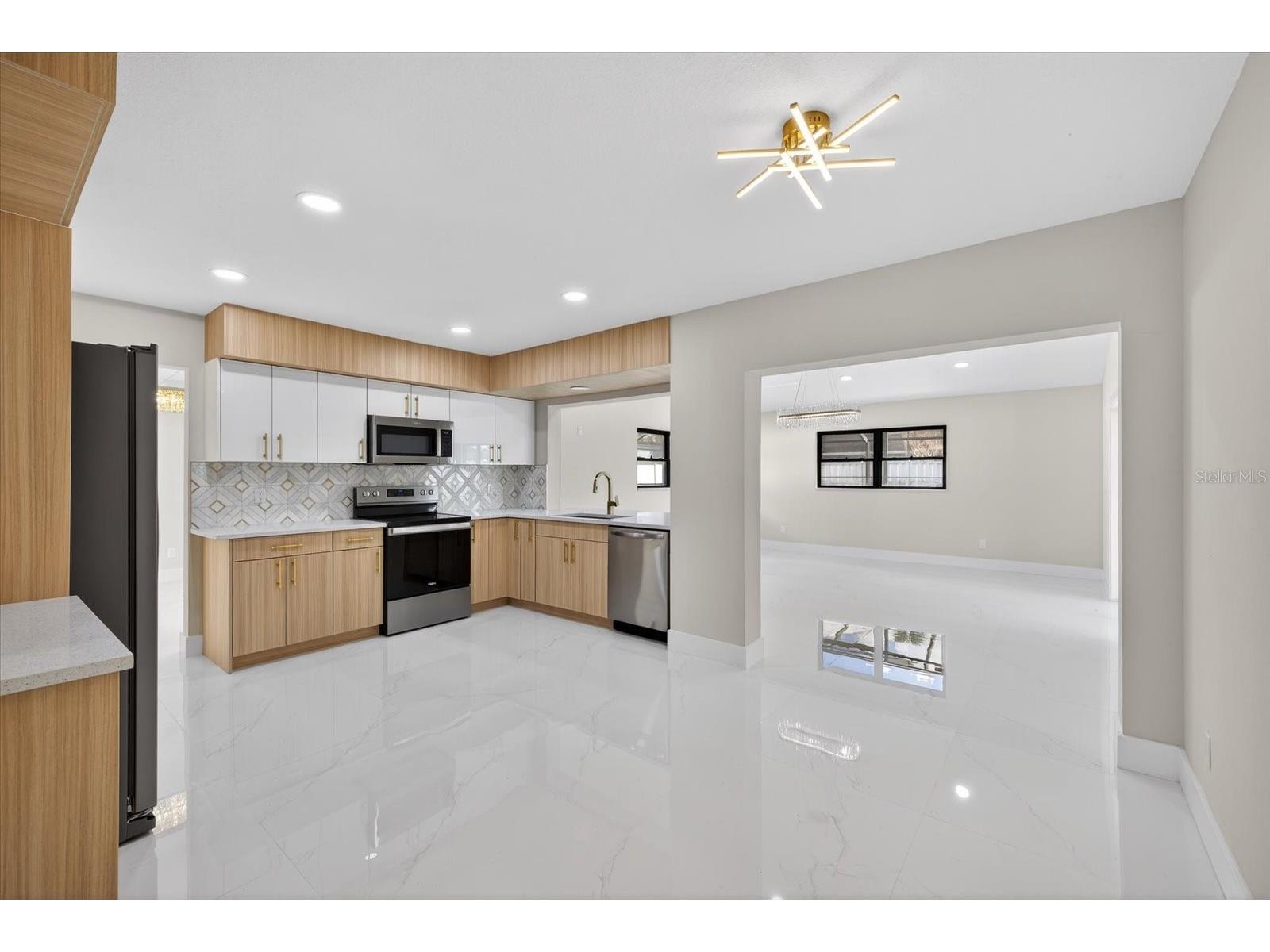 7608 Palmbrook Drive Tampa FL 33615 TB8483650 image17