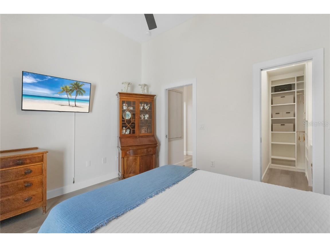 7608 Whitebridge Glen University Park FL 34201 A4675293 image44
