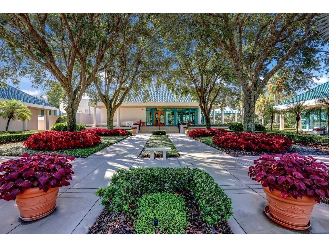 7608 Whitebridge Glen University Park FL 34201 A4675293 image54