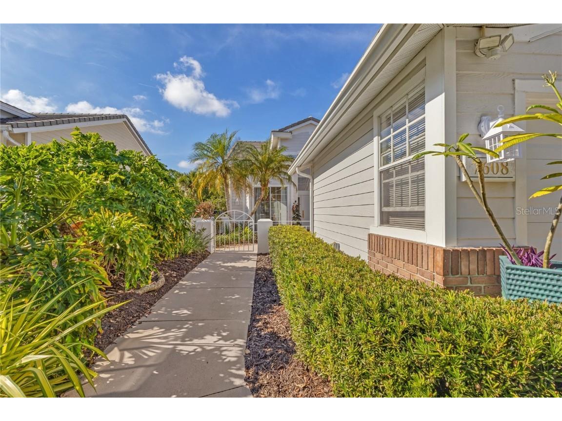 7608 Whitebridge Glen University Park FL 34201 A4675293 image6