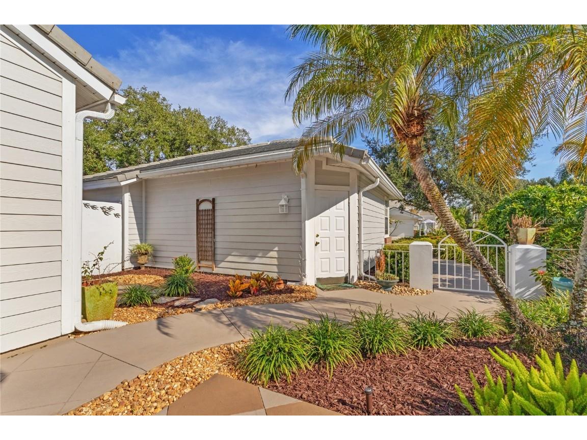7608 Whitebridge Glen University Park FL 34201 A4675293 image8
