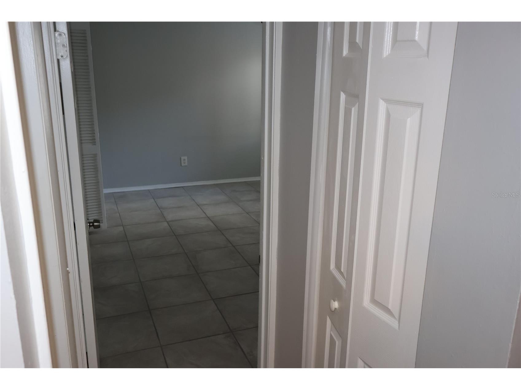 7609 Abbey Lane #B Tampa FL 33617 TB8501701 image15