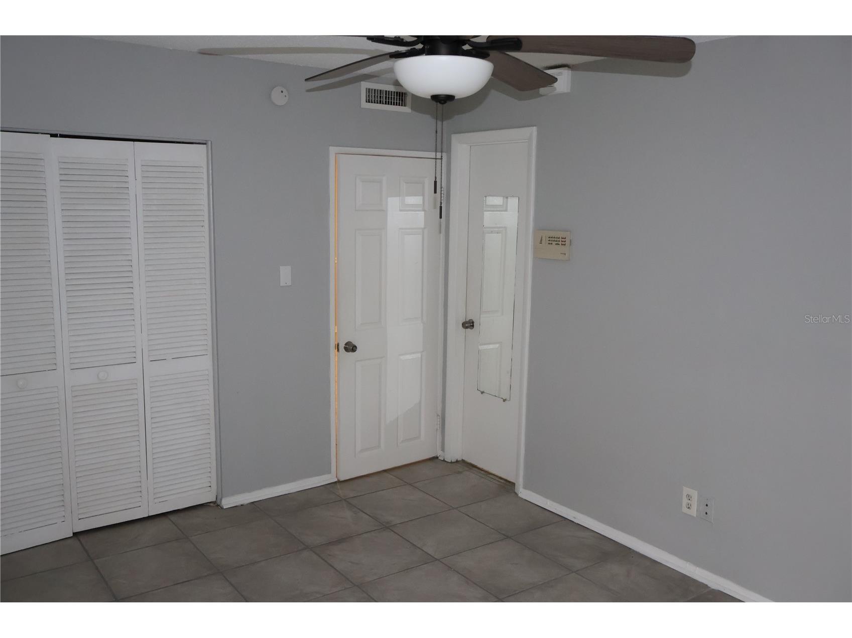 7609 Abbey Lane #B Tampa FL 33617 TB8501701 image24