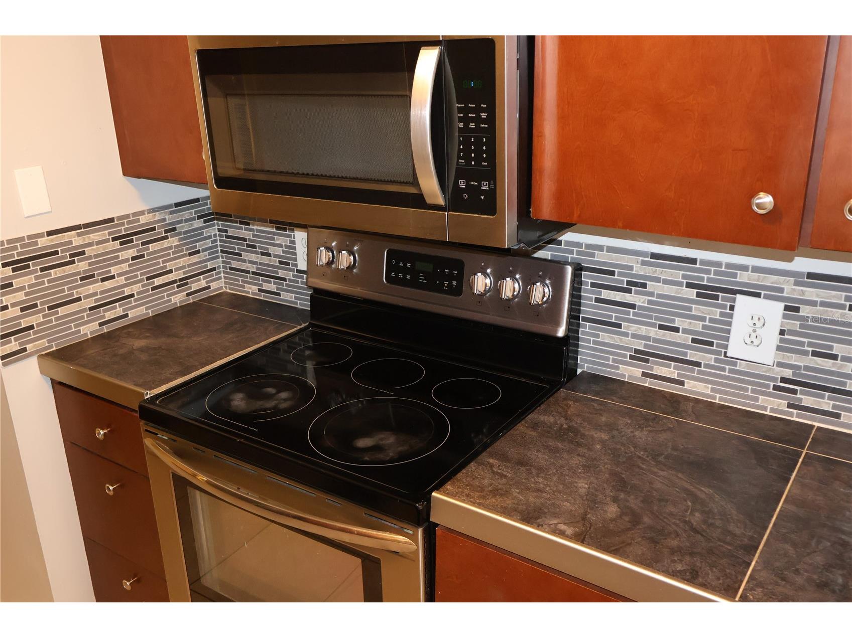 7609 Abbey Lane #B Tampa FL 33617 TB8501701 image9