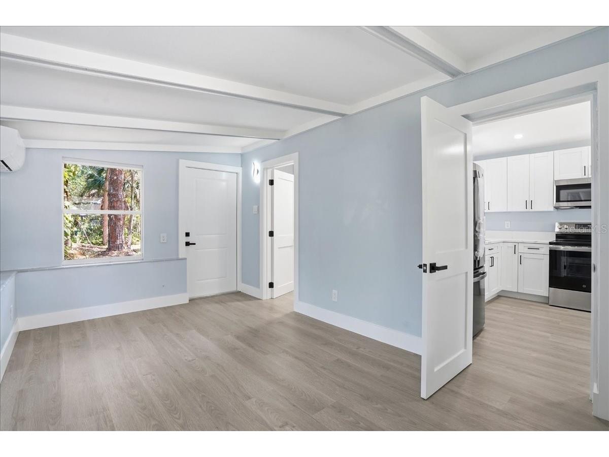 761 29th Avenue S Saint Petersburg FL 33705 TB8502021 image16