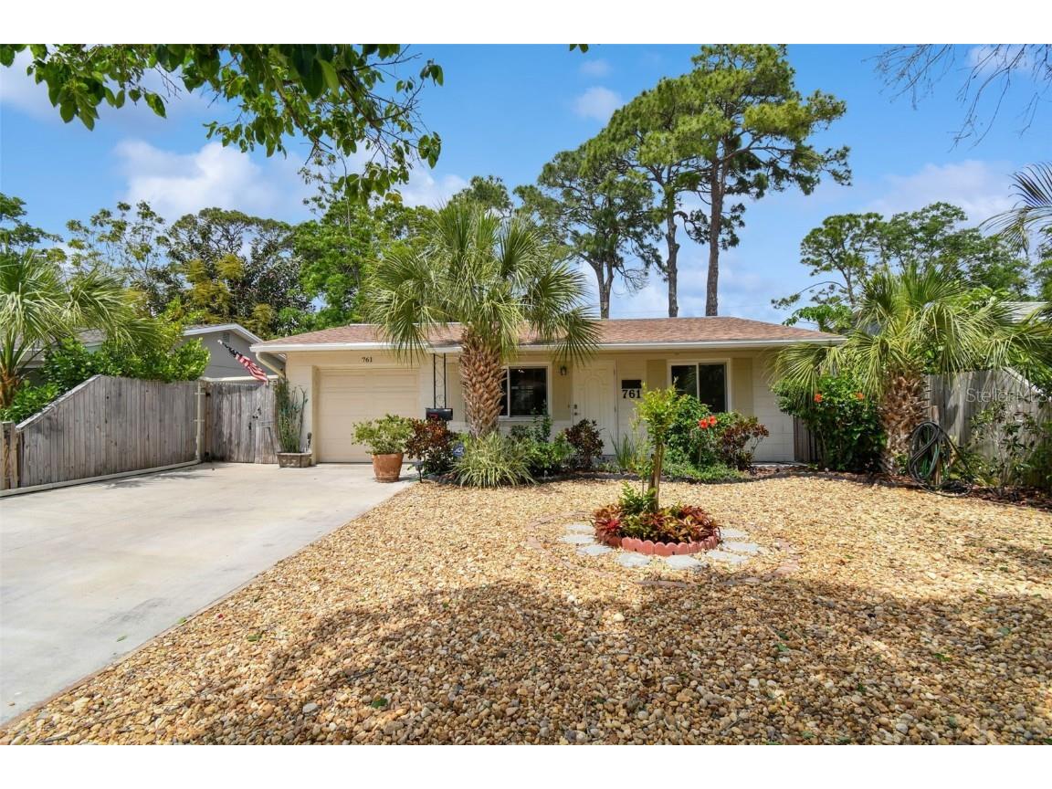 761 62nd Avenue N Saint Petersburg FL 33702 T3517444 image1
